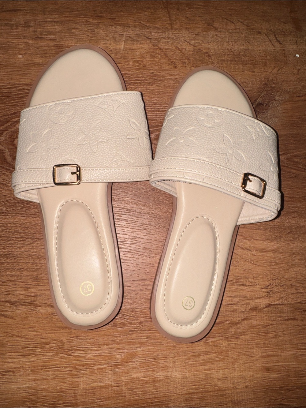 Cream Embossed Monogram Slide Sandals with Gold Buckle - Size 37 (US 6.5/7)